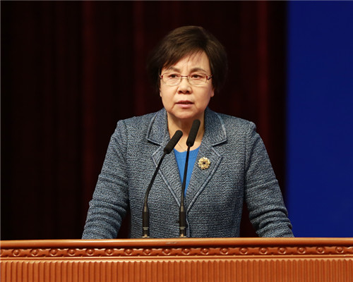 1.中国循环经济协会执行会长赵家荣主持论坛_副本.jpg
