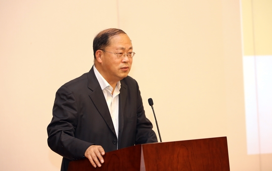 李.jpg