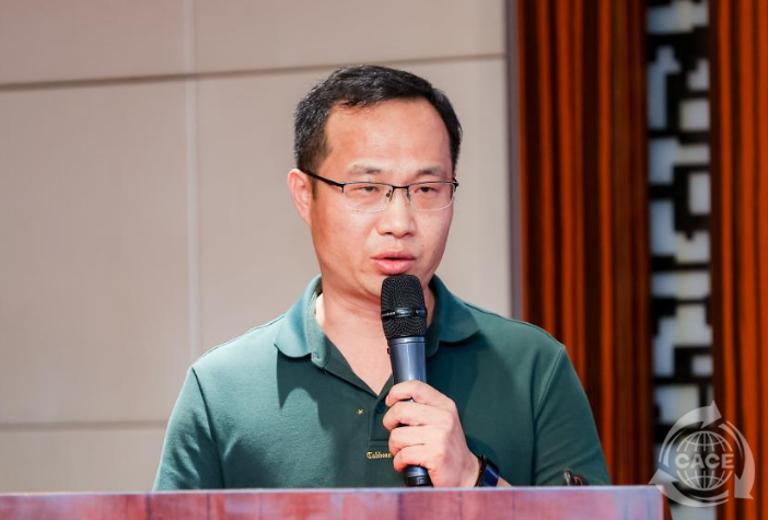 李曙光.png