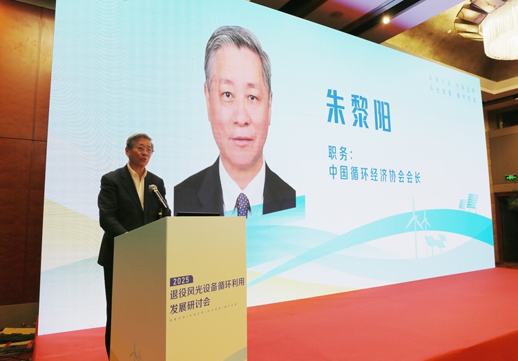 朱黎阳.jpg